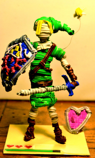 Illustration for article titled No Big Deal, Dude Just Made Link And Mario Out Of Twist-Ties